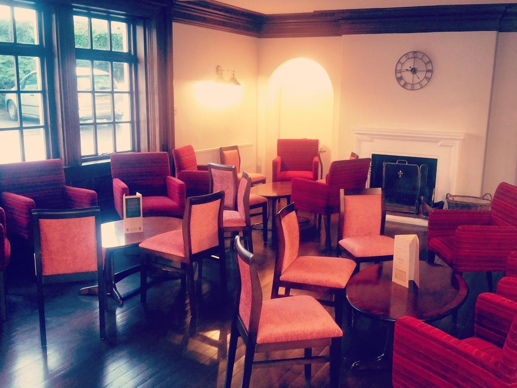 Manor Parc Hotel カーディフ エクステリア 写真