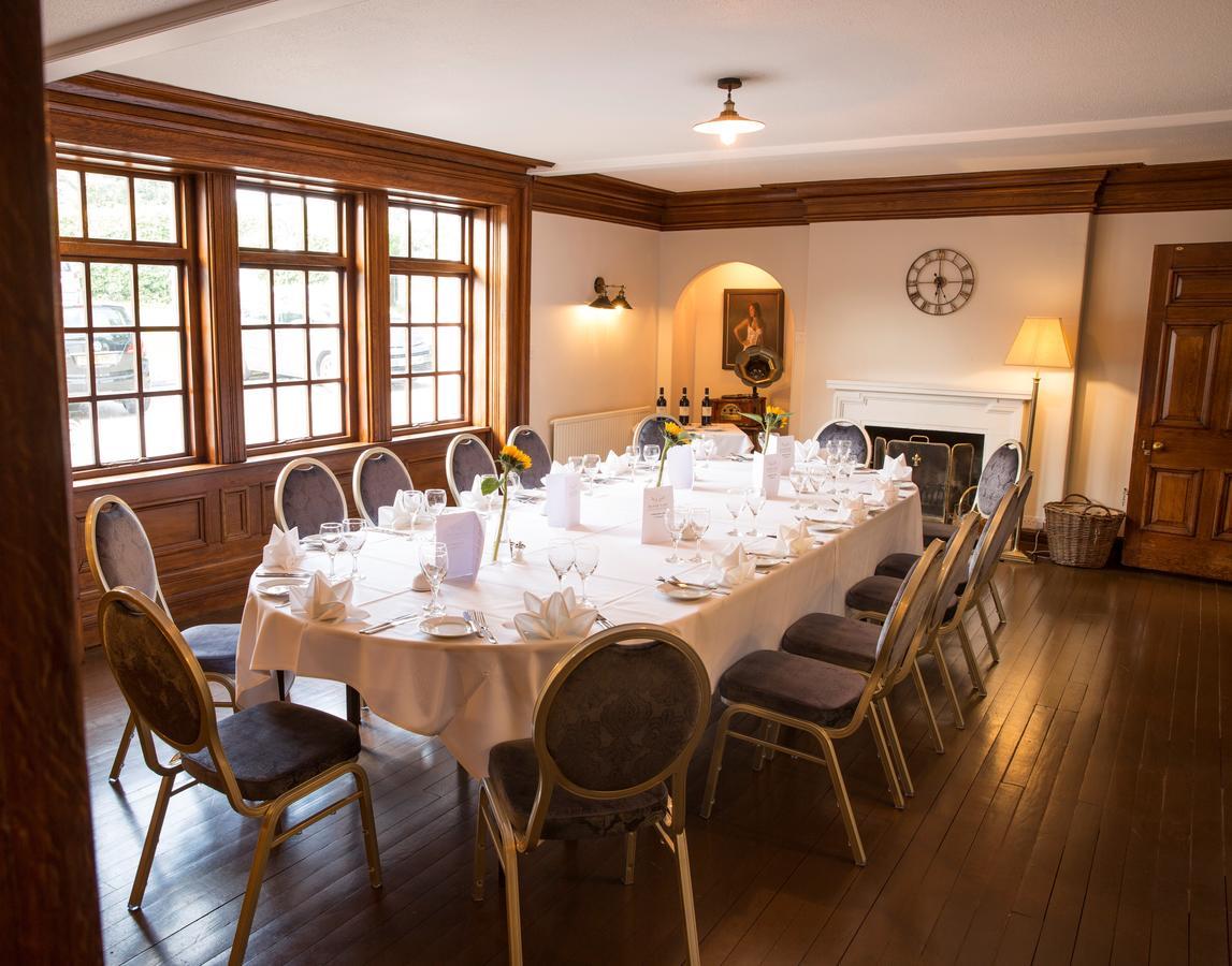 Manor Parc Hotel カーディフ エクステリア 写真